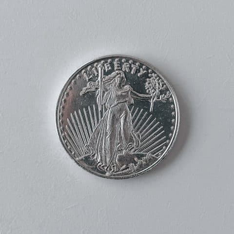 Moeda Walking Liberty (Réplica) – 1 oz / 31g PRATA 999